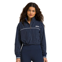 Load image into Gallery viewer, Wilson Davenport Woven Womens Tennis Popover - Clsc Nvy Pnstrp/L
- 4