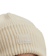 Load image into Gallery viewer, Varley Carly Womens Beanie
- 5