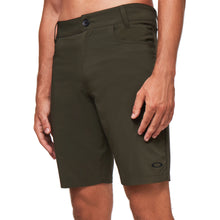 Load image into Gallery viewer, Oakley Base Line Hybrid 21 Mens Shorts - Nw Dk Brush 86l/40
 - 3