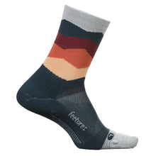 Load image into Gallery viewer, Feetures Elite Light Cushion Mini Crew Socks - SUNSET WAVE 378/XL
 - 6