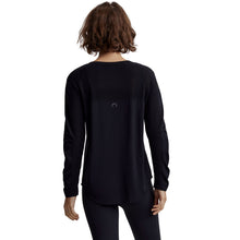 Load image into Gallery viewer, Varley Merrick Seamless Womens Tee
 - 2